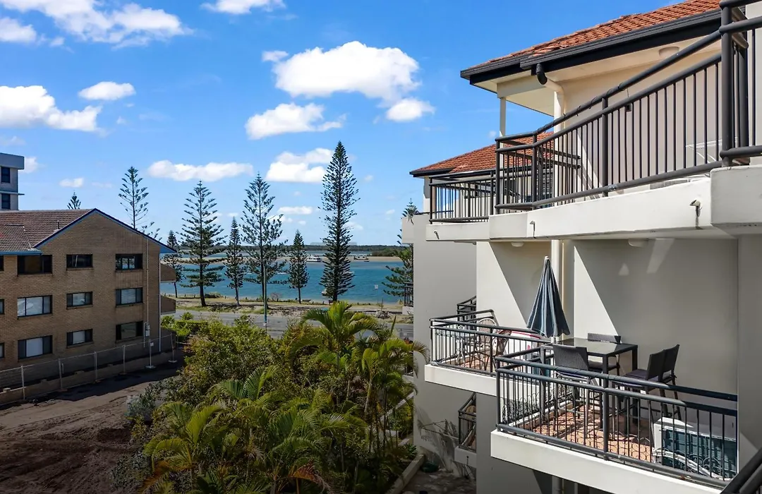 Windsurfer Resort-1